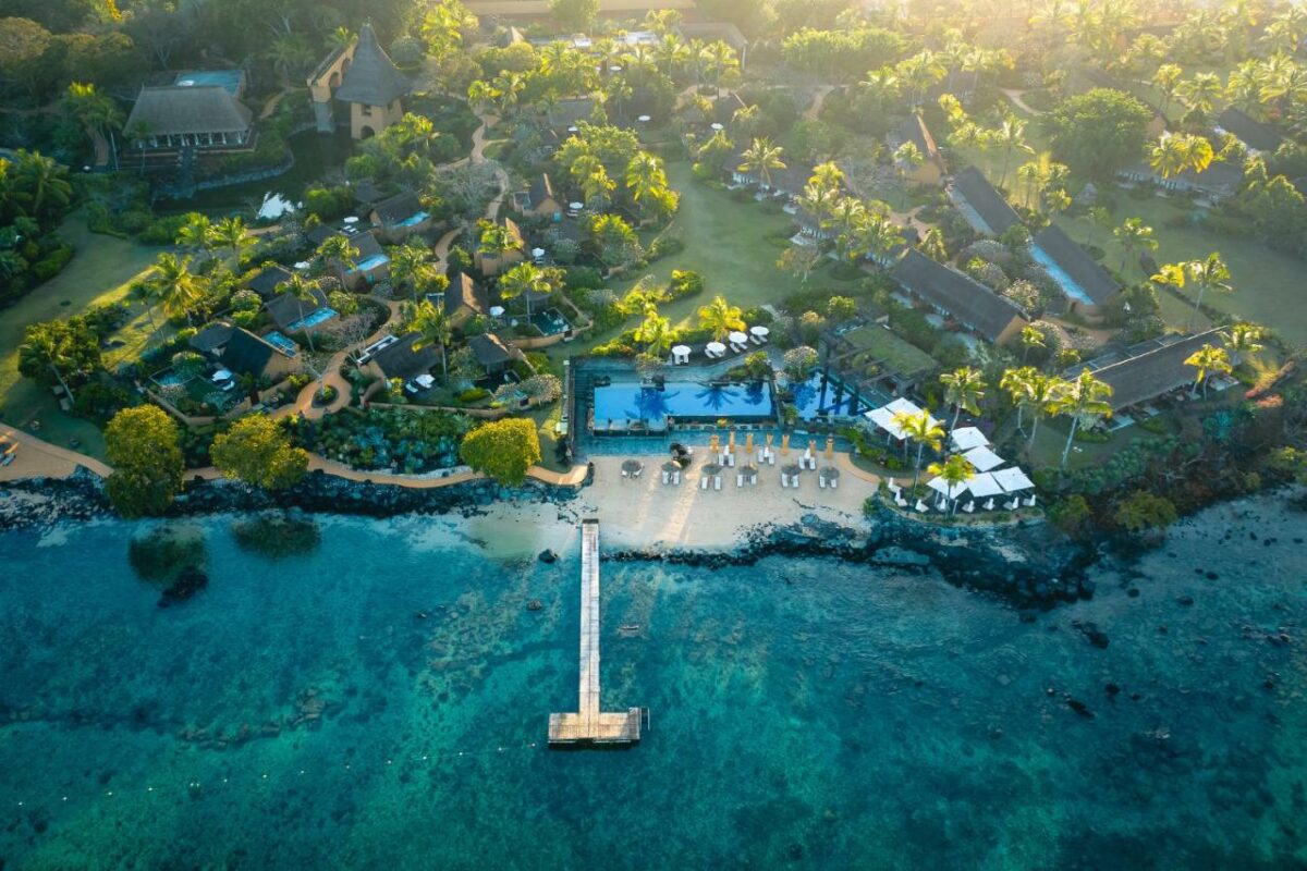 Oberoi Beach Resort Mauritius Best Honeymoon Resort in Mauritius